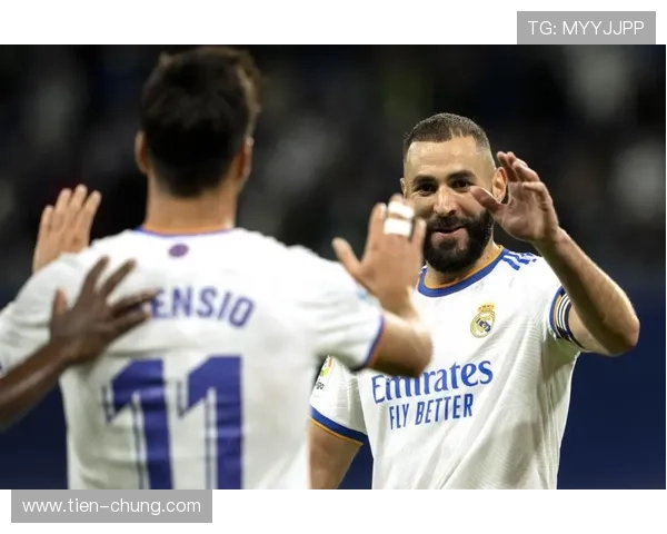 阿韦洛亚助维尼修斯与伯纳乌和解